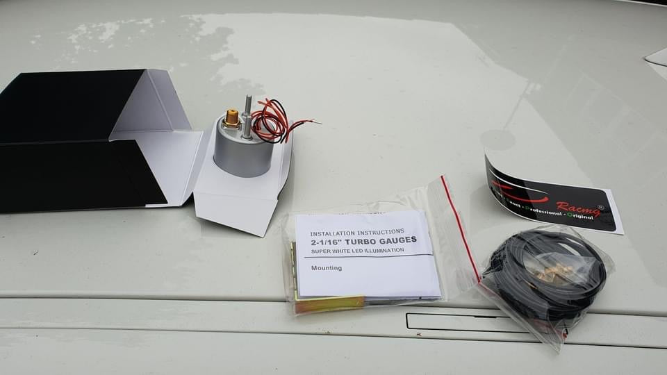 4 BARS TURBO PRESSURE GAUGE 0-4 BARS